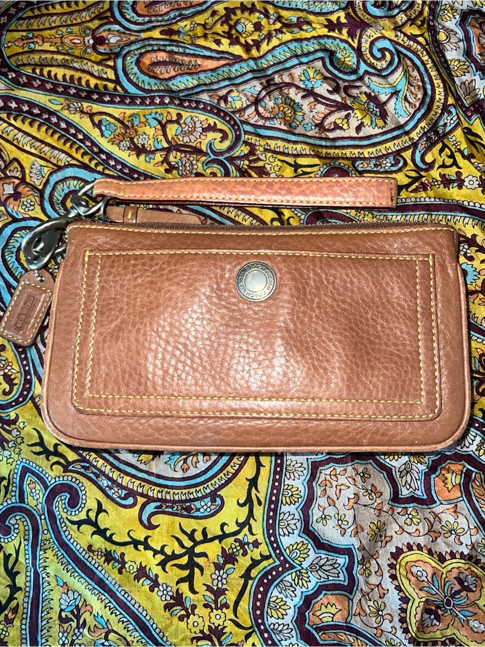 Vintage COACH Cognac Brown Pebbled Leather Zip Wristlet
